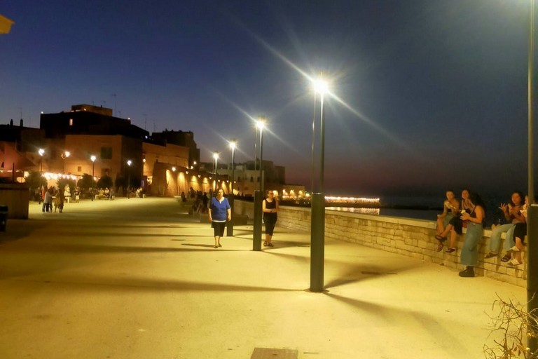 Piazzale Leichardt - nuova illuminazione. <span>Foto Comune di Giovinazzo </span>