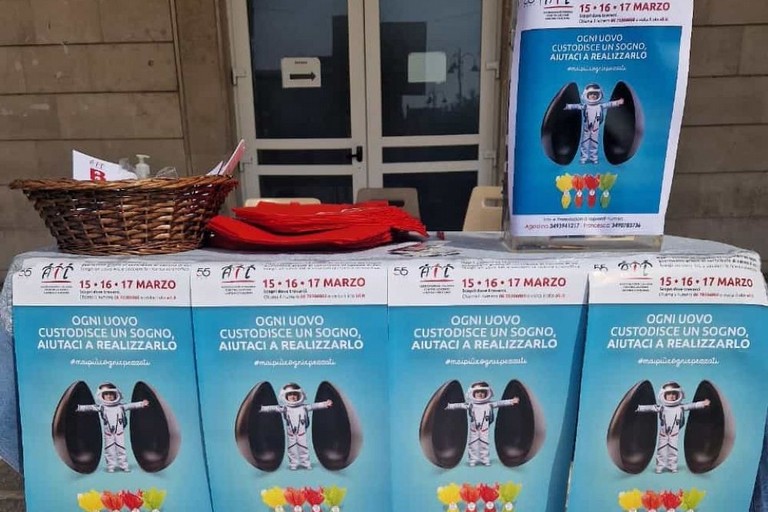 Banchetto AIL a Giovinazzo