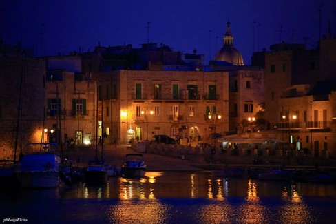 Il porticciolo a sera. <span>Foto Luigi Eletto</span>