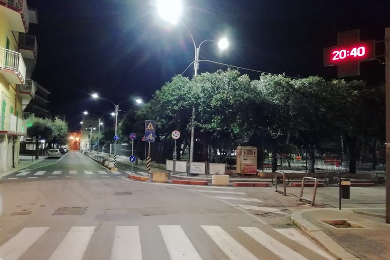 Via Daconto angolo piazza Garibaldi. <span>Foto Giuseppe Palmiotto</span>