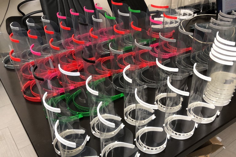 Visiere prodotte da stampanti 3D