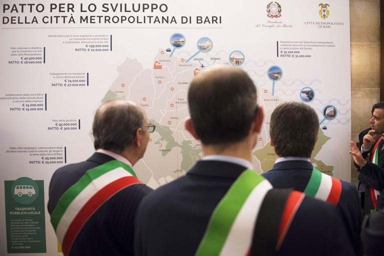 I Sindaci in piazza contro la mafia