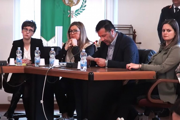 Arbore comunica l'entrata nel Gruppo Misto