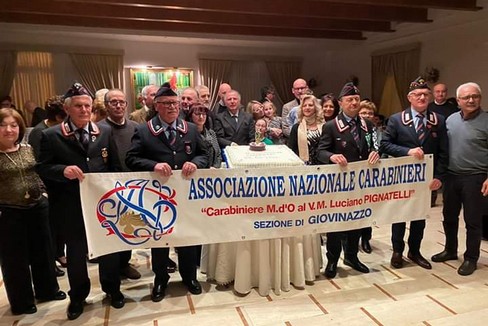 Foto di gruppo per l'ANC Giovinazzo