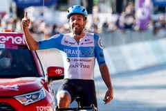 All'inglese Dowsett la tappa Giovinazzo-Vieste del Giro d'Italia