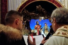 “È qui! È Nato.”, stasera l’apertura al pubblico del presepe di Saverio Amorisco