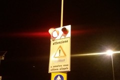 Semaforo rosso. Ma il sottovia non è allagato