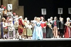 Tripudio per Maria Piscitelli al Teatro Colon di Buenos Aires