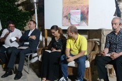 De Matteo: «Il poeta si nutre della parola per porgere il proprio animo agli altri»