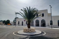Il nuovo piazzale della stazione di Giovinazzo aperto al passaggio - FOTO
