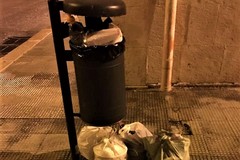 Rifiuti in via Bisanzio Lupis, i residenti: «La musica non cambia mai»