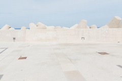 Ripulita dalle scritte anche la rotonda di Levante