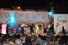 Brillano le stelle a Giovinazzo, due sere con grandi ospiti e danza in piazza