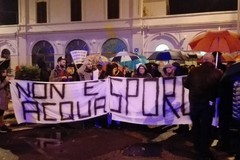 Dentro il corteo: la voce dei politici
