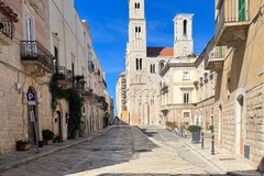 Centro storico Giovinazzo, l'amministrazione comunale incontra i residenti