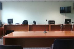 Le mani del clan Capriati sul porto di Bari, sconti di pena in Appello