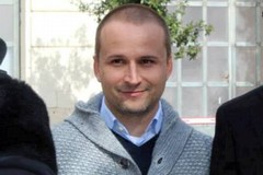 Azzollini sconsolato: «Mollo tutto, il titolo è in vendita»