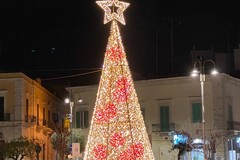 Luminarie solo nelle vie principali di Giovinazzo per aiutare le attività commerciali