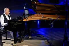 Danilo Rea: a Molfetta il pianista che fa rivivere Enrico Caruso