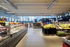 Bimba di 7 anni si perde, ritrovata nel supermercato Eurospar