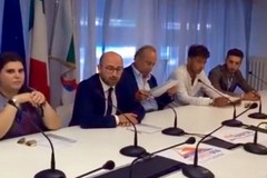 Everest, Damascelli: «Centrodestra sia avversario di Renzi»