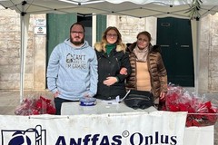 Anche l'Anffas in piazza con le Stelle di Natale