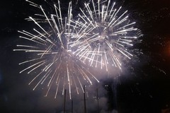 Fuochi d'artificio rinviati a stasera?