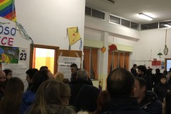 Giovinazzo al voto, code alla "Rodari"