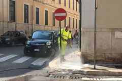 Pulizia e lavaggio straordinario delle strade