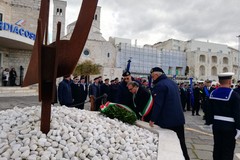 Omaggio in Capitaneria di Porto a Santa Barbara