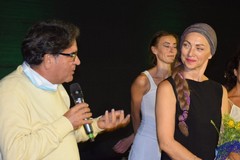 Elisa Barucchieri stasera con i ragazzi e le ragazze di San Pio