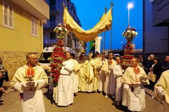 Chiesa giovinazzese celebra Corpus Domini: l'itinerario completo della processione
