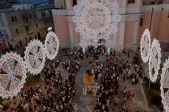Corpus Domini, la comunità cattolica giovinazzese in processione - FOTO