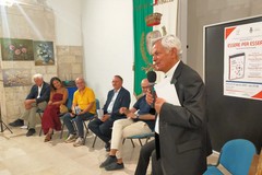 "Essere per esserci", in tanti a Giovinazzo per il nuovo libro di Agostino Picicco