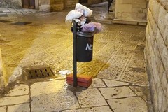 Ancora rifiuti domestici abbandonati nel centro storico di Giovinazzo