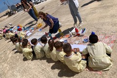 Estemporanea di pittura in Cala Porto per bimbe e bimbi della "San Tommaso"