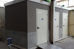 Installati i nuovi bagni nel mercato giornaliero