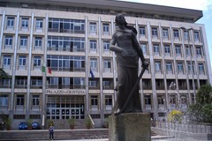 Il Gip ha deciso: Arciuli resta in carcere, la compagna torna libera
