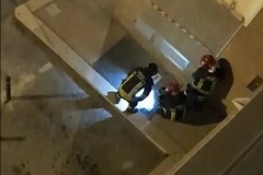 Scoppi e fumo dalla cabina Enel: in azione i Vigili del Fuoco