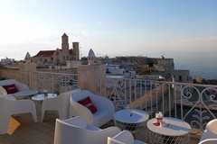 S. Martin Hotel, musica e drink nella suggestiva location della terrazza panoramica
