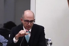 Concessioni al Porto Vecchio, Sollecito si autointervista e spiega