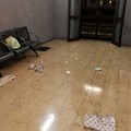La stazione di Giovinazzo di sera è terra di nessuno