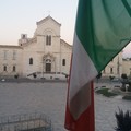 Stop ai grandi palchi in piazza Vittorio Emanuele II