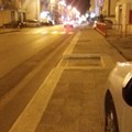 Specchietti auto distrutti. Vandali in azione nella zona del Despar