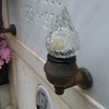Luce perpetua spenta in una zona del cimitero