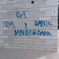 Bagni chiusi al porto ed in Villa. La gente si ribella