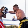 Boxe, Squeo cala il settebello: steso il bosniaco Dragojevic