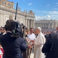 Un quadro di Alessandro Cavaliere donato a Papa Leone XIV