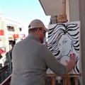 L'arte di Alessandro Cavaliere contro la violenza sulle donne (VIDEO)