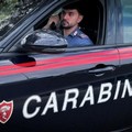 Fugge in bici, aggredisce i Carabinieri: libero il giorno dopo l'arresto